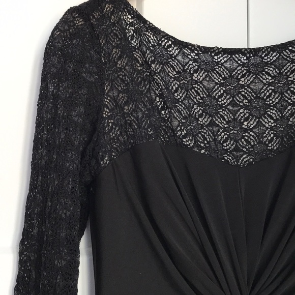 MAGGY LONDON BLACK & LACE DRESS. - Picture 8 of 8